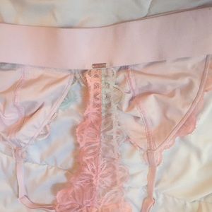PINK Victoria's Secret Intimates & Sleepwear - lace pink bralette PINK Victoria's Secret Intimates & Sleepwear - lace pink bralette